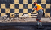 Secretaria de Serviços Urbanos finalizou nesta sexta-feira as obras de reparo na rua Casarejos, que compreenderam troca de galerias de águas pluviais, seguida por recomposição asfáltica