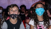 Fundo Social levou 300 pessoas, em sua maioria crianças, à sessão do Circo Stankowich; Assistência Social levou outras 210 assistidas por entidades