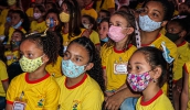 Fundo Social levou 300 pessoas, em sua maioria crianças, à sessão do Circo Stankowich; Assistência Social levou outras 210 assistidas por entidades