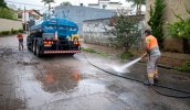 Equipes da Secretaria de Infraestrutura Urbana iniciaram os trabalhos de rescaldo da forte chuva desta quinta-feira ontem mesmo e os trabalhos continuam (Pedro Chavedar/ PMMC)