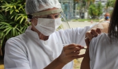 Agendamento de dose adicional da vacina conrta a Covid-19 para pessoas com 40 anos ou mais imunizadas há pelo menos quatro meses abre nesta quinta (foto: Divulgação/PMMC)
