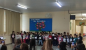 O dia foi de apresentações e reflexões na EM Profª Maria Aparecida Pinheiro Volpe, na Vila Municipal. (Divulgação/PMMC)