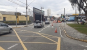 Trabalhos na avenida Fernando Costa tiveram início nesta segunda-feira, porém não puderam ter continuidade nesta terça, em função da chuva e devem ser retomados amanhã
