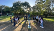 A Escola Municipal Wilma de Almeida Rodrigues, no bairro do Taboão, recebeu nesta terça-feira (14) a clínica esportiva de Badminton (Divulgação/PMMC)