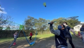 A Escola Municipal Wilma de Almeida Rodrigues, no bairro do Taboão, recebeu nesta terça-feira (14) a clínica esportiva de Badminton (Divulgação/PMMC)