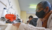 Durante o evento de lançamento do Projeto Semente, foi promovida uma turma de curso de modelagem para moradores da região de Jundiapeba (Divulgação/PMMC)