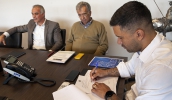 Prefeito Caio Cunha assina contrato para a construção do Corredor Nordeste