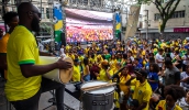 A iniciativa vai exibir o jogo entre Brasil e Suíça. A partir do meio-dia, o grupo Samba "A" vai animar o público antes da partida, que começa às 13h (Pedro Chavedar/PMMC)
