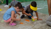 Mutirão de pintura da Rua de Brincar no Jardim Aeroporto mobilizou moradores e crianças 