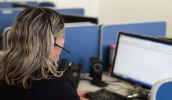 Mogi Conecta Emprego tem 600 vagas abertas para operador de telemarketing, por meio de parceria entre a Prefeitura de Mogi e a empresa NeoBpo. (Divulgação)