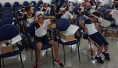 A oportunidade de conhecer a obra de Monet em realidade virtual encantou os alunos. (Divulgação/PMMC)