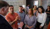 A visita às obras foi acompanhada pelo prefeito Caio Cunha, a vice-prefeita Priscila Yamagami Kähler e secretários municipais. (Warley Kenji/PMMC)