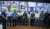 Prefeitura entrega Central de Monitoramento de Totens e equipamentos passam a operar