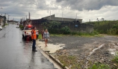 Durante a Operação Verão, o monitoramento de áreas de risco é intensificado pela Defesa Civil e o atendimento a emergências causadas pelas chuvas é prioridade (Divulgação)