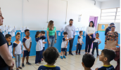 O prefeito Caio Cunha, a vice-prefeita Priscila Yamagami, a secretária de Educação Patrícia Helen Gomes dos Santos e a adjunta da Pasta Marilu Beranger estiveram na unidade escolar para acompanhar . . .