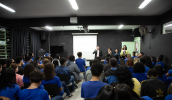 Prefeitura de Mogi das Cruzes apresenta projeto de formação no ramo hoteleiro em escola de Jundiapeba