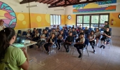 No Parque Municipal, os alunos assistem a uma palestra com informações sobre a flora e a fauna da reserva ambiental (Divulgação/PMMC)