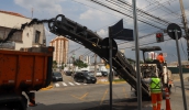 Programa Nova Mogi de Recuperação Asfáltica atua em sete vias do município nesta semana