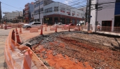 Serviços do Programa Nova Mogi de Recuperação Asfáltica avançam na Voluntário Fernando Pinheiro Franco (Warley Kenji/PMMC)