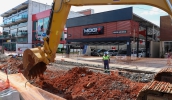 Obra na avenida Voluntário Fernando Pinheiro Franco avança para o 3º trecho com escavações para a drenagem (Divulgação/PMMC)