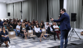 Gabriel Bastianelli, secretário de Desenvolvimento Econômico e Inovação e chefe de Gabinete, falou sobre a ampla gama de cursos oferecidas e a importância das parcerias na iniciativa. (Warley Ken . . .