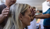 Público conheceu Práticas Integrativas aplicadas na Rede Psicossocial, como o Reiki (foto: Warley Kenji/PMMC)