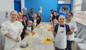 A oficina Master Chef foi um dos destaques da Semana da Criança no Pró-Escolar e contou com a parceria do Departamento de Alimentação Escolar. (Divulgação/PMMC)