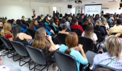 Encontro desta quarta-feira visou a capacitação geral para os Serviços de Convivência e Fortalecimento de Vínculos, CRAS E CREAS, no tema crianças e adolescentes (Divulgação/PMMC)