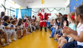 Entrega desta quinta-feira foi no CEIM Amália Thereza Manna de Deus e a próxima será na segunda-feira, no CEIM Geraldo Felício Reis, no Jardim Bela Vista (Divulgação/ PMMC)