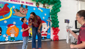 Em um animado show de talentos, os alunos atendidos na Escola Clínica apresentaram suas habilidades com o apoio da equipe multidisciplinar. (Divulgação/PMMC)