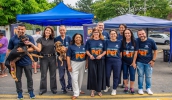 Prefeita Mara Bertaiolli prestigiou o primeiro dia do evento Seu Amigo Pet e agradeceu o empenho da equipe que atua na área de proteção animal (Divulgação/PMMC)