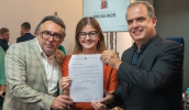 Prefeita Mara Bertaiolli e o vice Téo Cusatis encaminharam documento ao presidente da Câmara, vereador Francimário Vieira, o Farofa (Divulgação/PMMC)