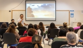 Palestra sobre "Cuidar de quem Cuida" foi realizada no auditório da Escola de Governo
