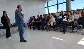 A equipe técnica da Secretaria de Educação, formada pelos departamentos Pedagógico, Subvenções e Administrativo e Financeiro, além da Divisão de Relações Institucionais orientaram os diretores . . .