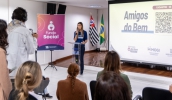 Presidente do Fundo Social, Maira Cusatis, apresenta a Campanha Amigos do Bem (Divulgação - PMMC)