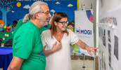 A família foi representada no evento pelos filhos Paulo Pinhal e Deá Licia Pinhal. A prefeita Mara Bertaiolli ressaltou a honra em ter o nome da professora Teresa Martins Pinhal como patrona da escola. . . .