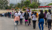Os participantes saíram do prédio-sede da Secretaria de Educação até o Parque Airton Nogueira. (Divulgação/PMMC)