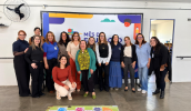 A prefeita Mara Bertaiolli destacou o empenho dos profissionais que atuam na Educação Especial. A secretária de Educação, Darly Carvalho e a presidente da Comissão de Educação da Câmara Municipal, . . .