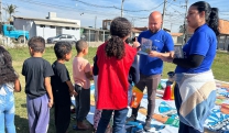 Semae Mogi das Cruzes leva educação ambiental a moradores do Jardim Santos Dumont