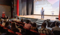 Palestra no Theatro Vasques aborda valoriza&ccedil;&atilde;o e protagonismo do servidor p&uacute;blico
