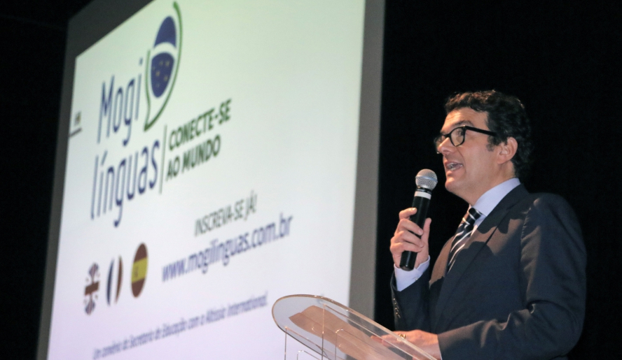 O CEO da Altissia Internacional, Nicolas Louis Boël, agradeceu o título de cidadão mogiano e destacou a importância da parceria entre Mogi das Cruzes e a empresa. (Foto: Ney Sarmento/PMMC)