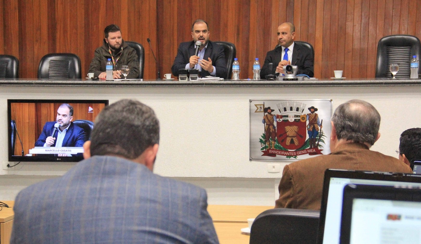 O secretário municipal de Saúde, Téo Cusatis, pediu apoio da Câmara Municipal para conscientizar a população sobre a importância da vacinação (foto: Guilherme Berti/PMMC)