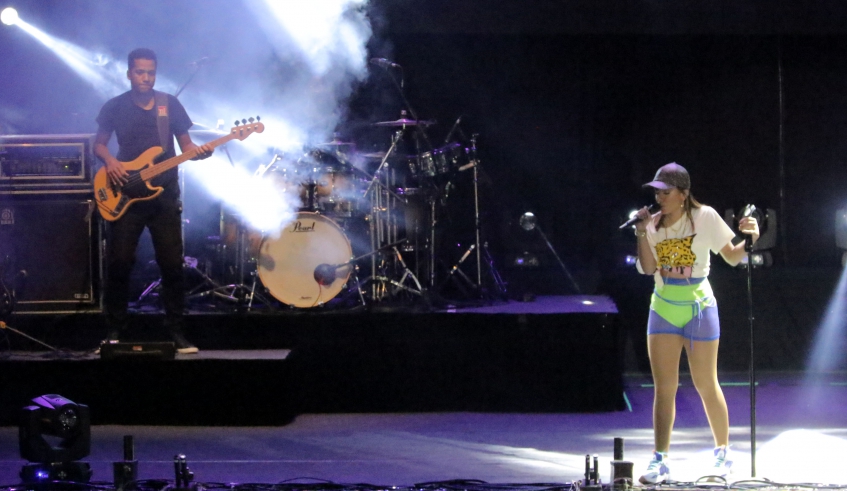 A cantora Anitta trouxe para Mogi das Cruzes um show completo, com dançarinos, efeitos especiais e sucessos musicais (foto: Ney Sarmento/PMMC)
