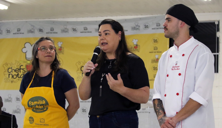 A sexta turma do projeto Chefs Notáveis, que foi composta por alunos da ASETE, formou-se na noite desta quinta-feira (31/10), com um jantar especial, promovido na Associação dos Servidores (Ney Sarmento/ . . .