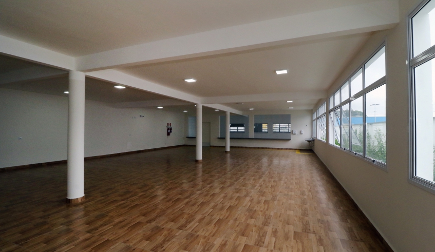 Novo restaurante tem 300 metros quadrados de área construída e amplo salão para 200 lugares (foto: Ney Sarmento/PMMC)
