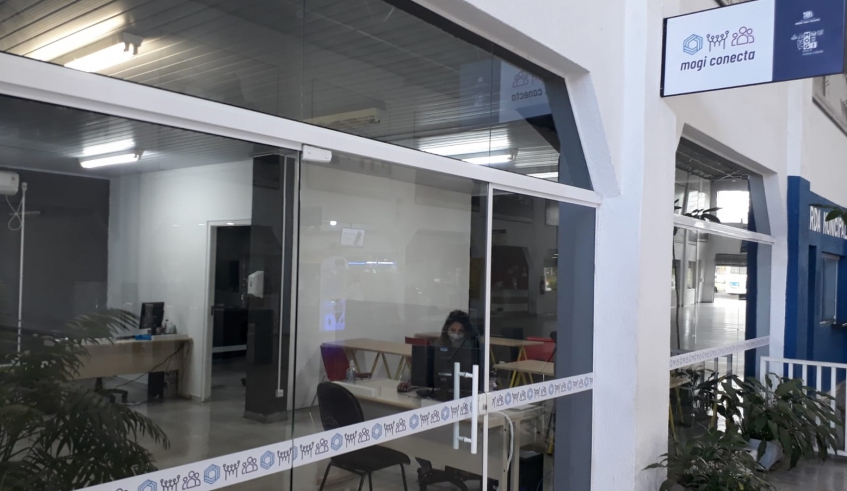 Programa Mogi Conecta, com unidades nos Terminais Central e Estudantes, amplia acesso do cidadão ao sistema municipal de emprego e à qualificação da mão de obra (Divulgação/PMMC)