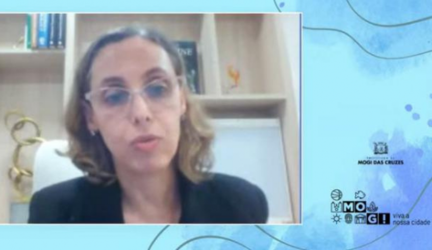 A neuropediatra Clarissa Bueno, do Hospital Sabará, destacou que diferentes fatores podem influenciar no sono das crianças. (Divulgação/PMMC)