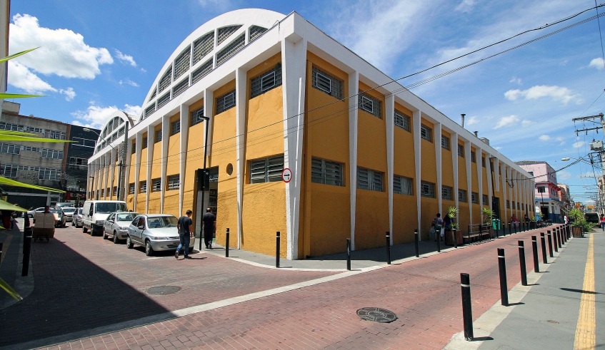 Mercado Municipal terá horário especial de atendimento nas vésperas dos feriados de Natal e Ano-Novo para atender os consumidores que buscam fazer as últimas compras (Arquivo/PMMC)
