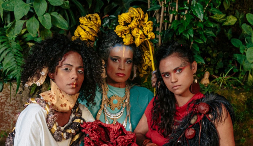 A 2ª edição da Feira Literária de Mogi das Cruzes (FLIMC) apresenta o show das Clarianas, em parceria com o Sesc Mogi das Cruzes, com o álbum "Quebra Quebranto". (Divulgação/Bia Varella)