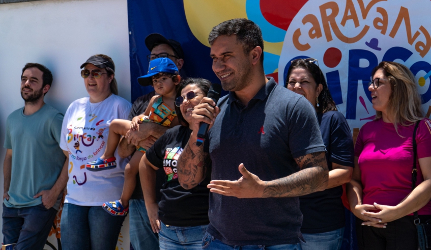 "A Primeira Infância é uma prioridade da gestão e estamos começando pelos bairros mais distantes", disse o prefeito Caio Cunha. (Divulgação/PMMC)